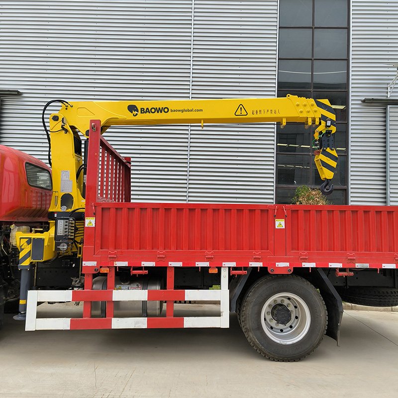 New SQS125A-4 Truck Mounted Crane | 12.5 TM Lifting Power & 5000 kg Capacity - Image 4