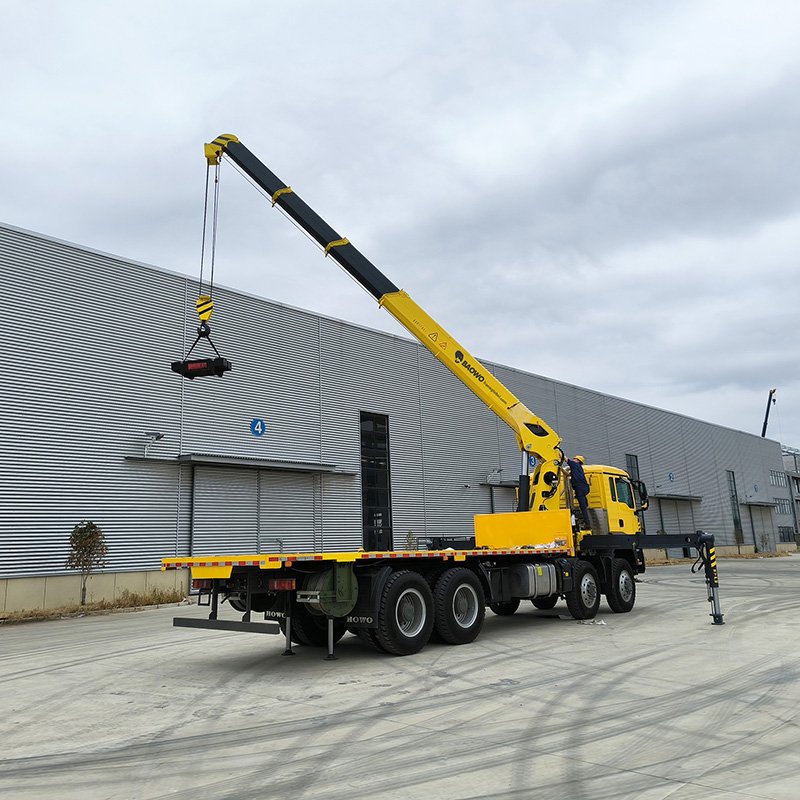 BAOWO SQS400G-4 Truck Mounted Crane – 16 Ton Capacity, 420 kN·m Lifting Moment & 19.3 m Hydraulic Outreach - Image 4