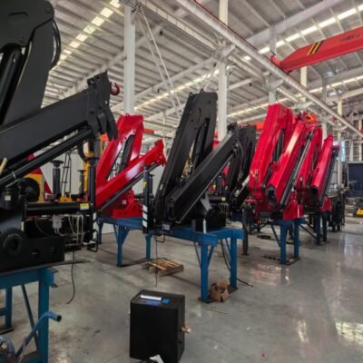 SQS125G-5，12.5TM truck mounted crane，5 ton straight boom crane，15.5m outreach crane，long reach straight boom crane，heavy duty truck crane