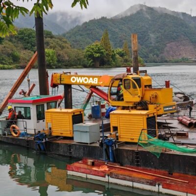 Custom Marine Crane Manufacturer，Marine Crane Factory China，Ocean Crane Technical Drawings，Curved Arm Marine Crane，Telescopic Marine Crane，Factory Direct Marine Crane，Bespoke Ship Crane，Xuzhou Marine Crane Supplier