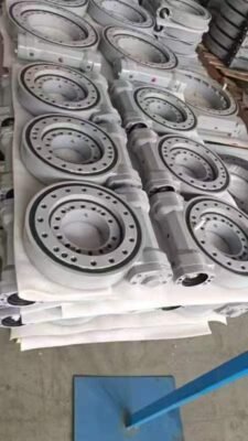 Slew drive gearbox，Slewing reduction gearbox，Crane slew drive，Truck mounted crane gearbox，Knuckle boom crane slewing gear