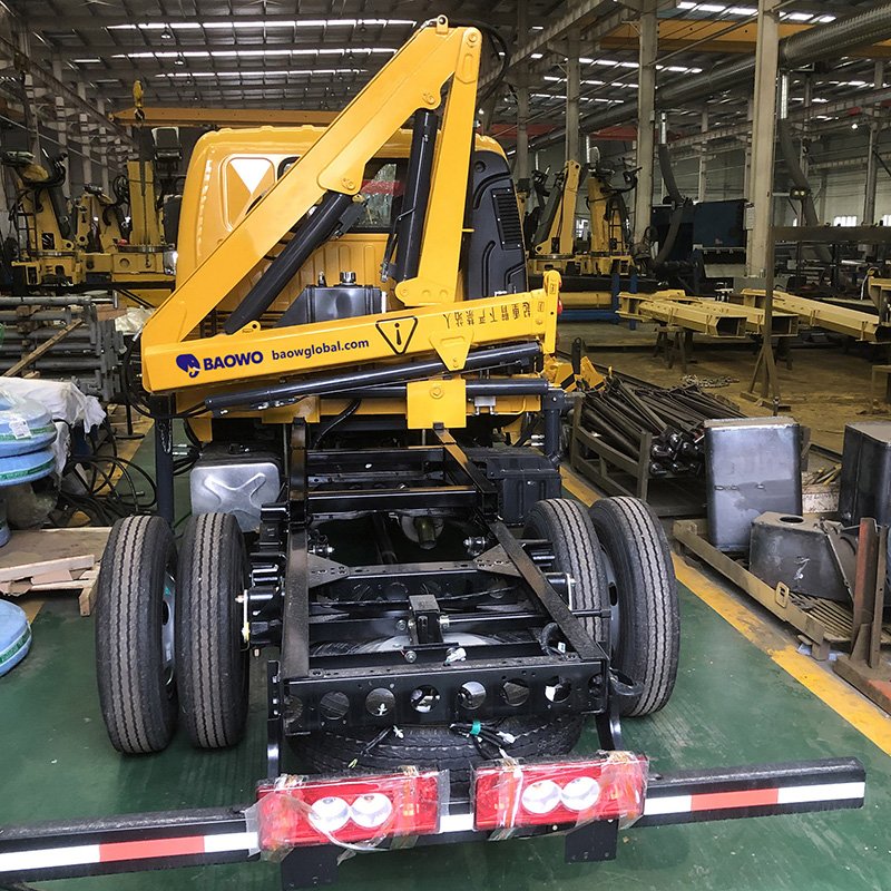 BaoWo SQZ40A-1 Knuckle Boom Crane | 2 Ton Capacity | 4 t·m Lifting Moment | 22MPa Hydraulic System - Image 2