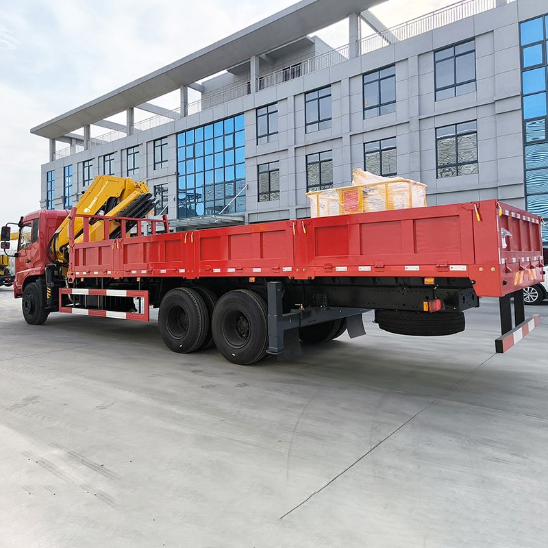 SQZ300A-4 Folding Boom Crane，14 Ton Hydraulic Crane，30 t·m Lifting Moment Crane，Heavy Duty Truck Mounted Crane，BaoWo SQZ300A-4，28MPa Hydraulic Crane，High Flow 60 L/min Crane，Industrial Folding Boom Crane