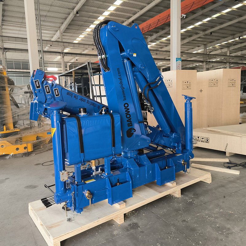 BAOWO SQZ400A-4 Folding Boom Crane | 40 t·m Lifting Moment | 18 Ton Heavy-Duty Capacity | 30MPa Hydraulic System - Image 3