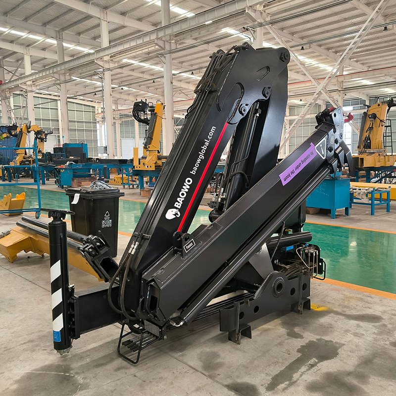BaoWo SQZ84B-3 Folding Boom Crane | 4 Ton Capacity | 8.4 t·m Lifting Moment | 28MPa Hydraulic System - Image 3