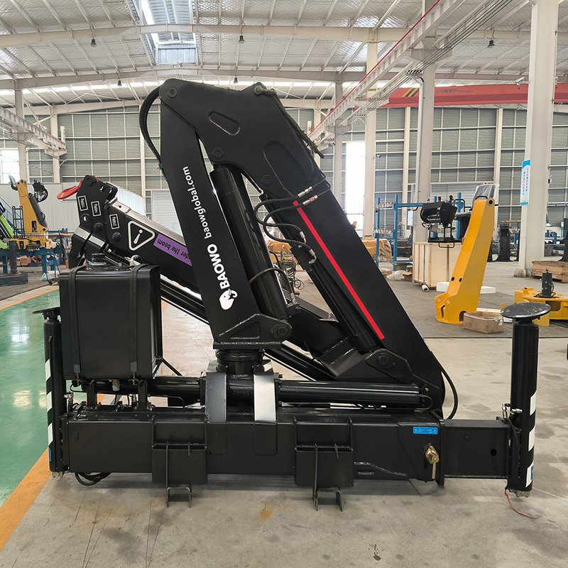 BaoWo SQZ84B-3 Folding Boom Crane | 4 Ton Capacity | 8.4 t·m Lifting Moment | 28MPa Hydraulic System - Image 4