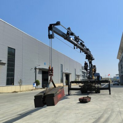 SQZ300A-4 Folding Boom Crane，14 Ton Hydraulic Crane，30 t·m Lifting Moment Crane，Heavy Duty Truck Mounted Crane，BaoWo SQZ300A-4，28MPa Hydraulic Crane，High Flow 60 L/min Crane，Industrial Folding Boom Crane