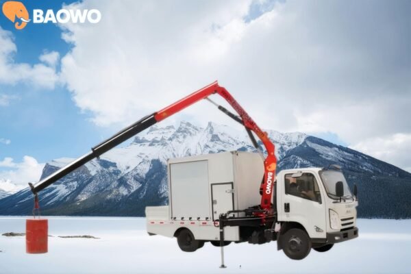 SQZ105A-3 folding boom crane，5 ton truck mounted crane，10 t·m hydraulic crane，heavy duty folding crane